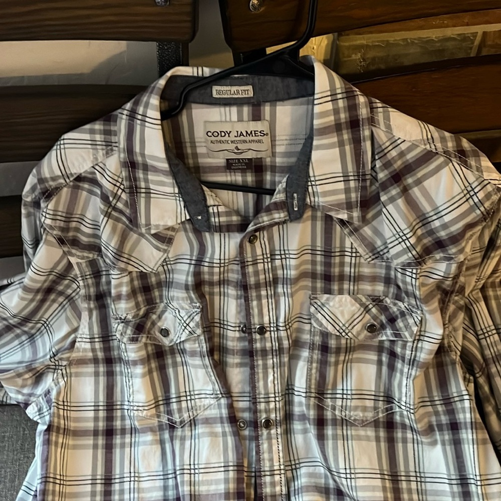 Cody James long sleeve button up. Pearl snap. 2XL